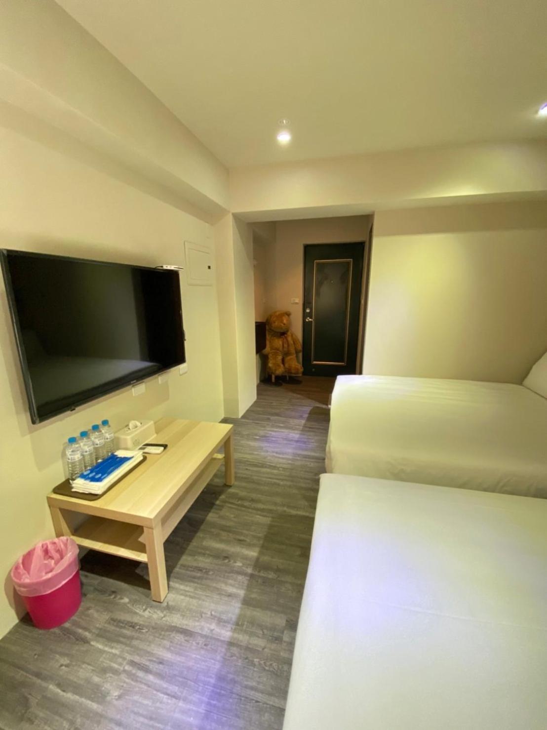 逢甲 Toy Room Taichung Exteriör bild